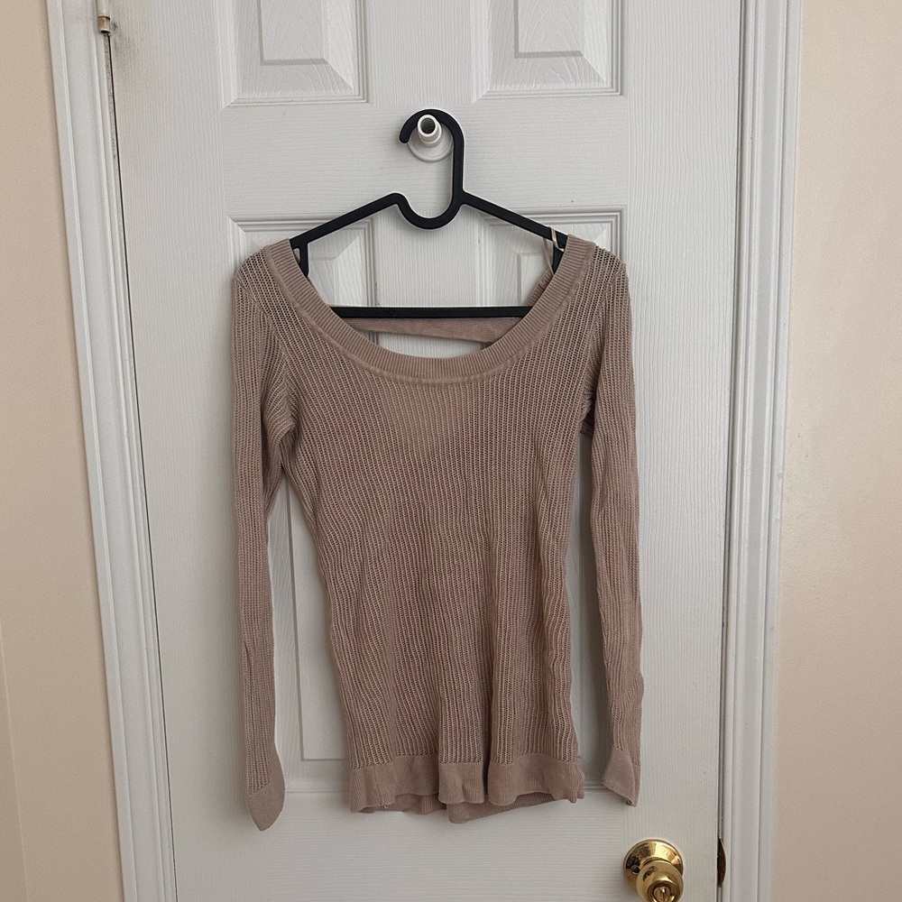 Le Château Ribbed Scoop Neck Long Sleeve Top-size M